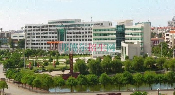 湖北城市建設(shè)職業(yè)技術(shù)學院招生辦聯(lián)系電話