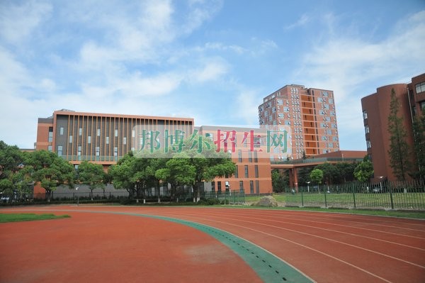 上海民航職業(yè)技術(shù)學(xué)院是幾專(zhuān)