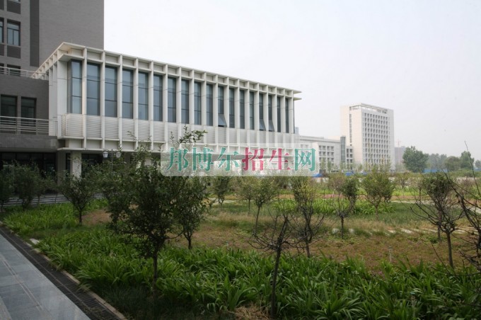 河南財政稅務(wù)高等專科學(xué)校招生辦聯(lián)系電話