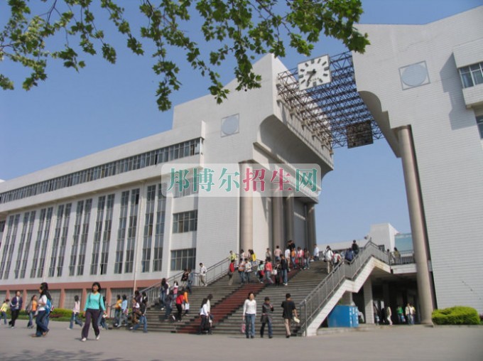 河北經(jīng)貿(mào)大學(xué)經(jīng)濟(jì)管理學(xué)院招生辦聯(lián)系電話(huà)