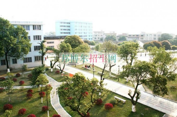 桂林山水職業(yè)學(xué)院是幾專(zhuān)