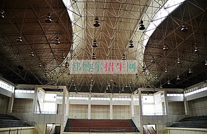 上完中?？梢陨洗髮? width=