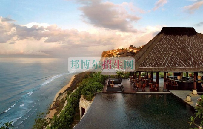 哪些環(huán)境藝術(shù)設計專業(yè)學校好