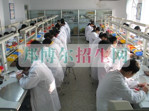 中?？谇会t(yī)學(xué)都學(xué)什么