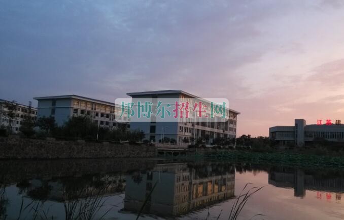 中?？祻?fù)治療升大專