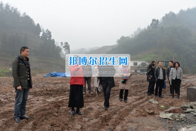 川南幼兒師范高等?？茖W(xué)校“走基層、送溫暖”活動