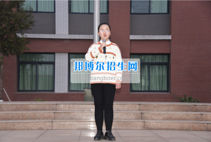 川南幼兒師范高等?？茖W(xué)校舉行新學(xué)期 “開學(xué)第一課”活動