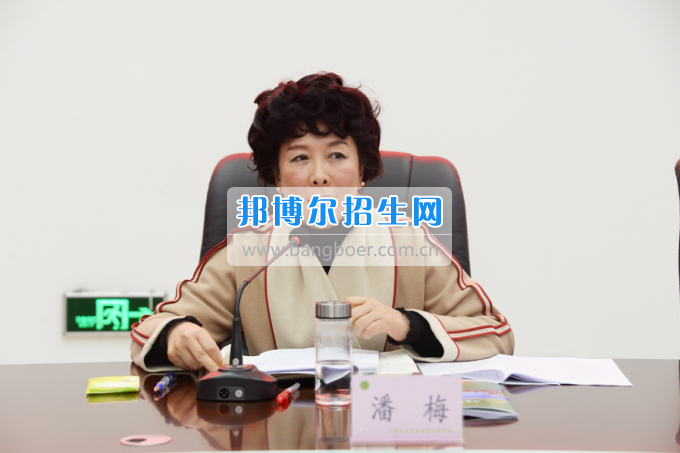市委常委、宣傳部長(zhǎng)潘梅到川南幼兒師范高等?？茖W(xué)校調(diào)研思想政治工作