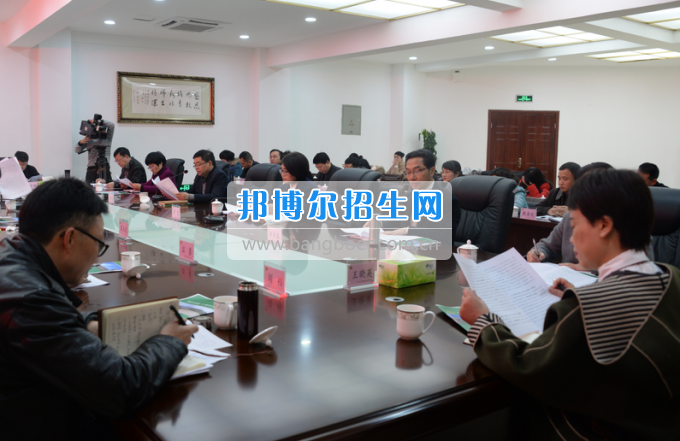 市委常委、宣傳部長(zhǎng)潘梅到川南幼兒師范高等?？茖W(xué)校調(diào)研思想政治工作