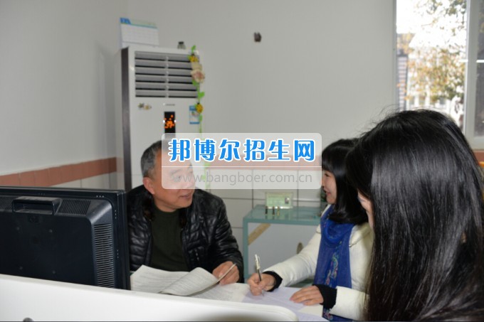 川南幼兒師范高等?？茖W校2017質量年：撲下身子抓落實