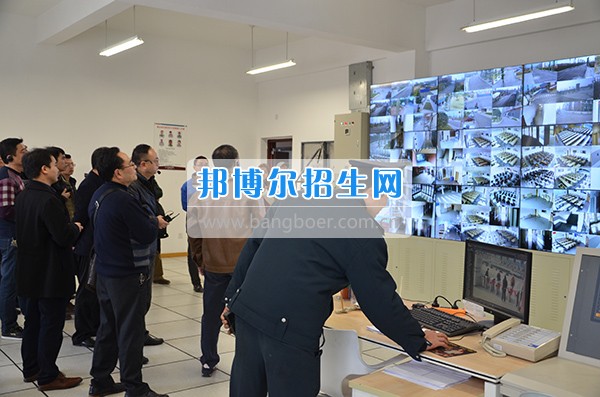 新年伊始內江師范學院再就新校區(qū)建設展開校外考察學習