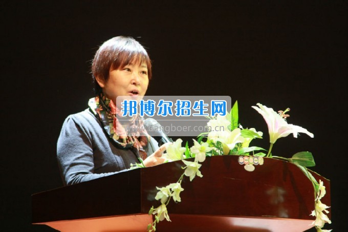 貴陽幼兒師范學(xué)校校本培訓(xùn)拉開新學(xué)期序幕，2017擼起袖子加油干！