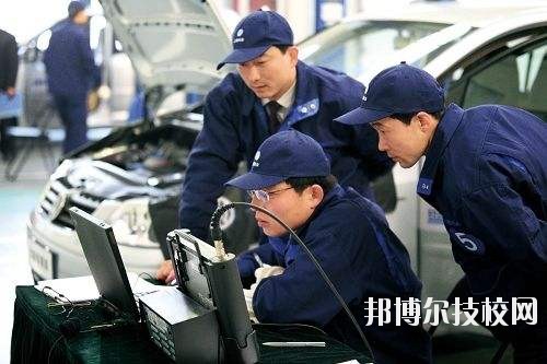汽車(chē)檢測(cè)與維修專(zhuān)業(yè)