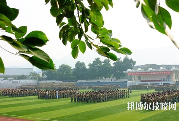 重慶農(nóng)業(yè)學(xué)校2020年報(bào)名條件、招生要求、招生對象