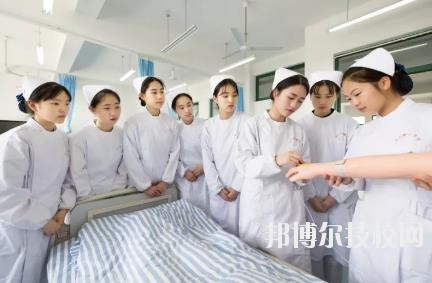 溫州護士學校2020年報名條件、招生要求、招生對象