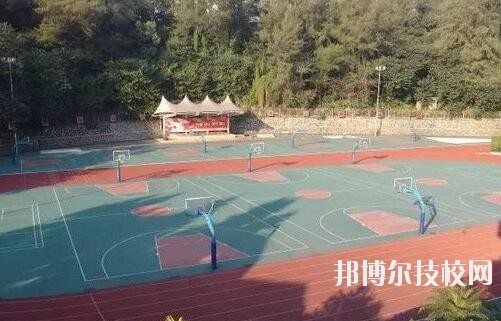四川儀表工業(yè)學(xué)校2020年報(bào)名條件、招生要求、招生對(duì)象