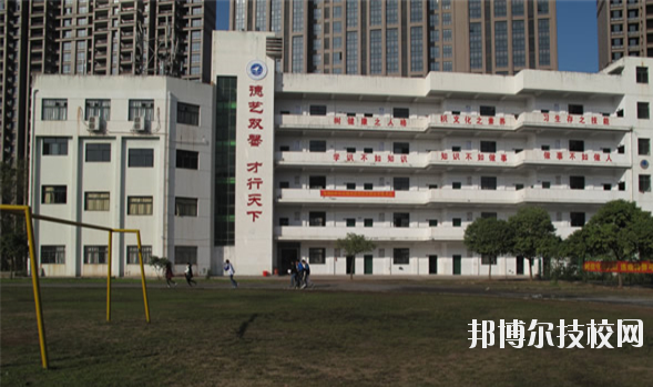 贛州應用技術職業(yè)學校怎么樣、好不好