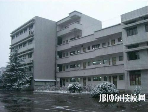 永康衛(wèi)生學(xué)校2020年報名條件、招生要求、招生對象
