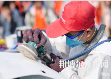 江西康展汽車(chē)科技學(xué)校怎么樣、好不好