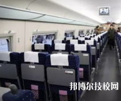 蘭州鐵路機械學校2020年學費、收費多少