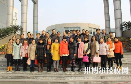 萍鄉(xiāng)湘東職業(yè)中等專業(yè)學(xué)校2020年報(bào)名條件、招生要求、招生對(duì)象 