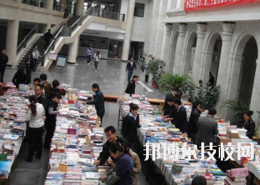 甘肅省郵電學(xué)校2020年報(bào)名條件、招生要求、招生對(duì)象