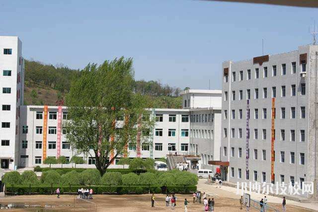 重慶渝東衛(wèi)生學(xué)校學(xué)校怎么樣、好不好