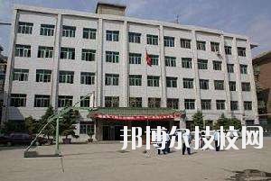 江西吉安衛(wèi)生學(xué)校2020年報(bào)名條件、招生要求、招生對(duì)象 