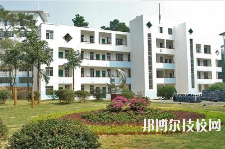  上高職業(yè)技術(shù)學(xué)校怎么樣、好不好