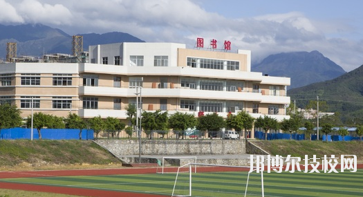 南寧海豐職業(yè)技術(shù)學(xué)校2020年報名條件、招生要求、招生對象 