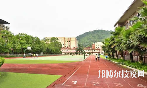重慶微電子工業(yè)學(xué)校怎么樣、好不好