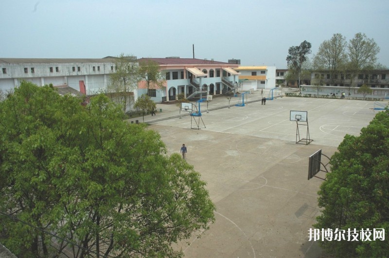 鷹潭應(yīng)用工程學(xué)校怎么樣、好不好