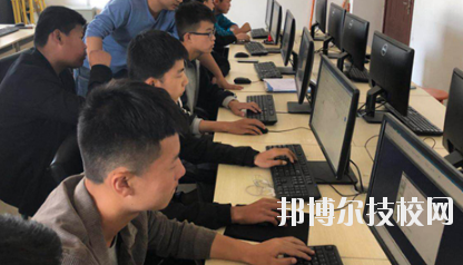 慶陽(yáng)林業(yè)學(xué)校2020年招生辦聯(lián)系電話(huà)