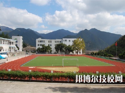 寧波四明職業(yè)高級(jí)中學(xué)2020年報(bào)名條件、招生要求、招生對(duì)象