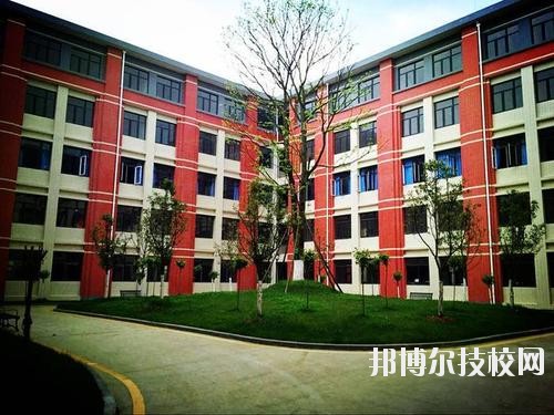 貴陽衛(wèi)生學(xué)校2020年報(bào)名條件、招生要求、招生對象
