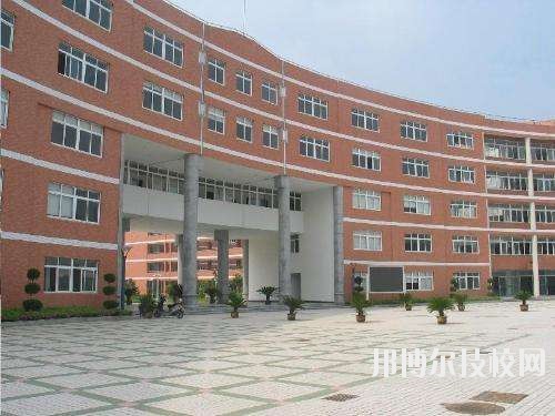 贛州第一職業(yè)技術(shù)學(xué)校2020年報名條件、招生要求、招生對象