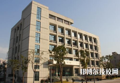蕭山衛(wèi)生中等專(zhuān)業(yè)學(xué)校2020年招生辦聯(lián)系電話