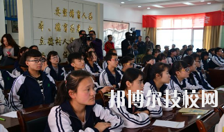 蘭州旅游職業(yè)學(xué)校2020年報(bào)名條件、招生要求、招生對(duì)象