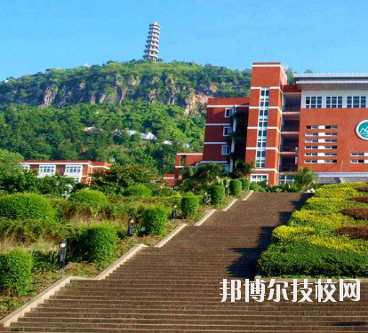 重慶南桐礦業(yè)有限責(zé)任公司技工學(xué)校2020年報名條件、招生要求、招生對象