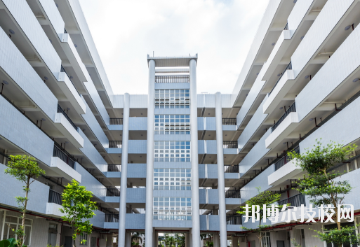 廣州財(cái)經(jīng)職業(yè)學(xué)校2020年報(bào)名條件、招生要求、招生對(duì)象