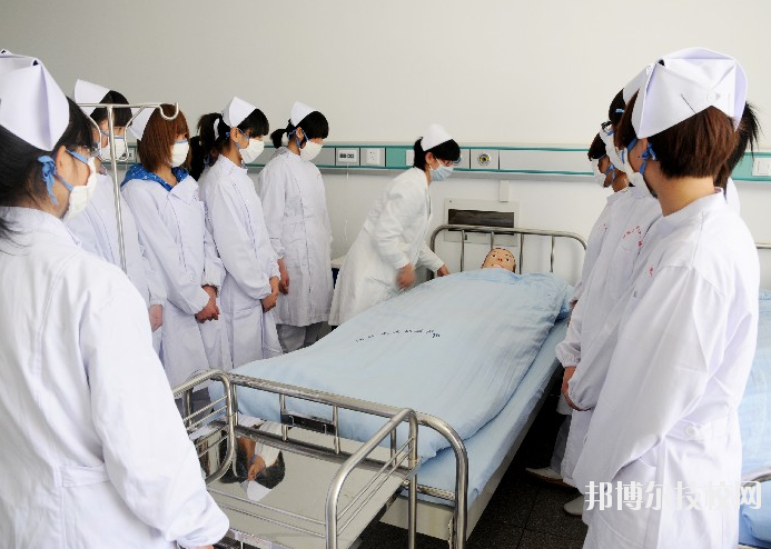 重慶第三衛(wèi)生學校怎么樣、好不好
