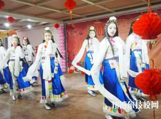 安康高新中等職業(yè)學(xué)校2020年報(bào)名條件、招生要求、招生對(duì)象 