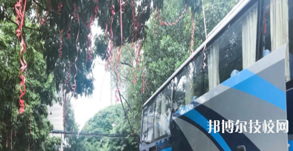 南寧信息工程職業(yè)技術(shù)學(xué)校2020年報名條件、招生要求、招生對象 