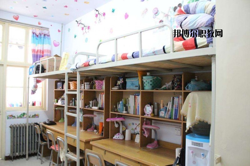 桂林市旅游職業(yè)中等專(zhuān)業(yè)學(xué)校2022年宿舍條件