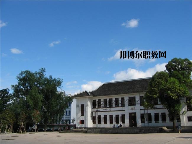 四川省儀隴縣柳埡職業(yè)中學(xué)2020年報(bào)名條件、招生要求、招生對(duì)象
