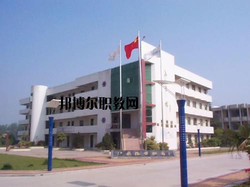 昭陽(yáng)區(qū)高級(jí)職業(yè)中學(xué)怎么樣、好不好