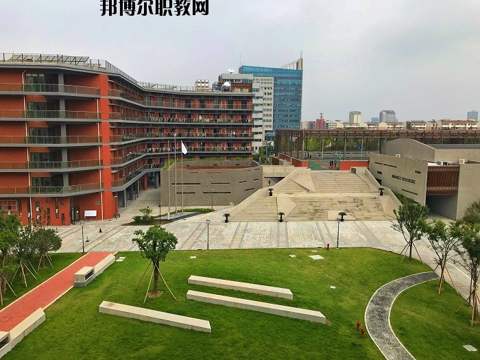 龍灣區(qū)職業(yè)技術(shù)學(xué)校教育集團(tuán)2020年報(bào)名條件、招生要求、招生對象