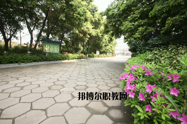 贛州農(nóng)業(yè)學(xué)校2020年報(bào)名條件、招生要求、招生對(duì)象 