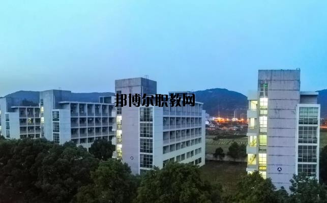 平陽縣職業(yè)中等專業(yè)學校怎么樣，好不好