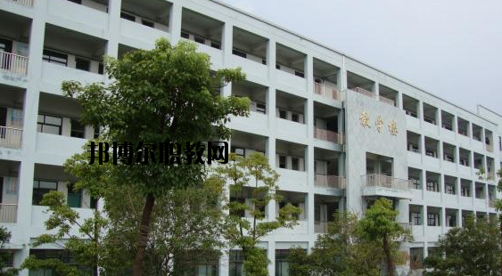 寧波興港職業(yè)高級中學(xué)怎么樣，好不好